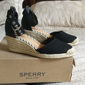 Sperry black espadrilles size 8 pristine condition